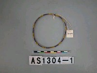 藏品(籐編綴珠腿飾)的圖片